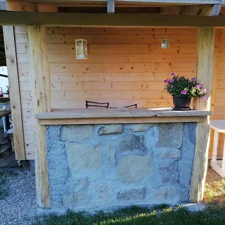 度假居 Ranc Terzic Seosko Turisticko Domacinstvo Čačak